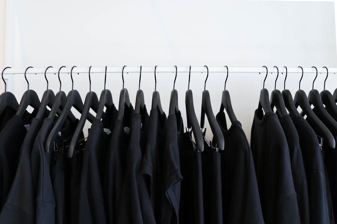 The Art of Thrifting: Finding Hidden Gems in Fashion on a Budget